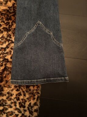 CELLO women’s flare jegging with western vibe:details